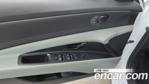 Hyundai AVANTE Modern 2024 года из Южной Кореи