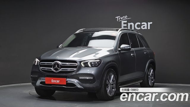 Mercedes-Benz GLE-Class GLE300d 4MATIC 2023 года из Кореи