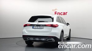Mercedes-Benz GLC-Class GLC300 4MATIC Avantgarde 2025 года из Южной Кореи
