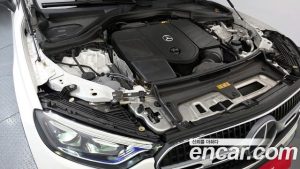 Mercedes-Benz GLC-Class GLC300 4MATIC Avantgarde 2025 года из Южной Кореи