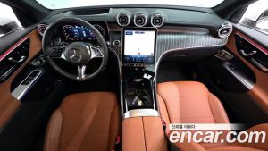 Mercedes-Benz GLC-Class GLC300 4MATIC Avantgarde 2025 года из Южной Кореи