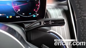 Mercedes-Benz GLC-Class GLC300 4MATIC Avantgarde 2025 года из Южной Кореи