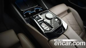 BMW 5-Series 520i M Sport 2025 года из Южной Кореи