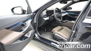 BMW 5-Series 520i M Sport 2025 года из Южной Кореи