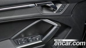 Audi Q3 35 TDI 4WD Premium Sportback 2023 года из Южной Кореи