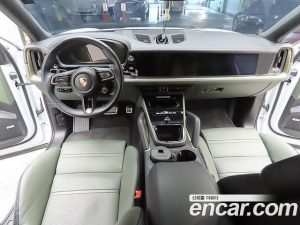 Porsche Cayenne 3.0 Coupe 2024 года из Южной Кореи