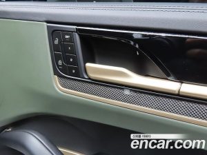 Porsche Cayenne 3.0 Coupe 2024 года из Южной Кореи