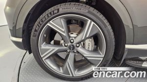 Genesis GV80 2.5T Бензин 2WD 2024 года из Южной Кореи