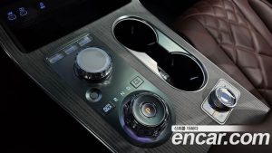 Genesis GV80 2.5T Бензин 2WD 2024 года из Южной Кореи