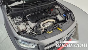 Mercedes-Benz GLB-Class GLB250 4MATIC 2025 года из Южной Кореи