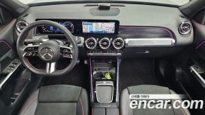 Mercedes-Benz GLB-Class GLB250 4MATIC 2025 года из Южной Кореи