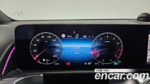 Mercedes-Benz GLB-Class GLB250 4MATIC 2025 года из Южной Кореи