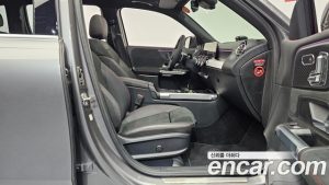Mercedes-Benz GLB-Class GLB250 4MATIC 2025 года из Южной Кореи