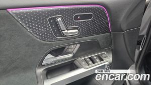 Mercedes-Benz GLB-Class GLB250 4MATIC 2025 года из Южной Кореи