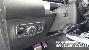Mercedes-Benz GLB-Class GLB250 4MATIC 2025 года из Южной Кореи
