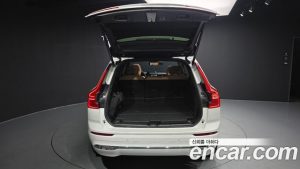 Volvo XC60 B6 ULTIMATE Bright 2024 года из Южной Кореи
