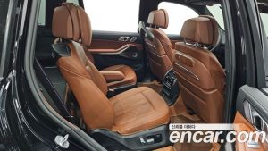 BMW X7 M60i xDrive M Sport 6 2025 года из Южной Кореи
