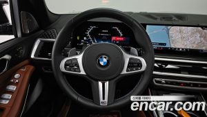 BMW X7 M60i xDrive M Sport 6 2025 года из Южной Кореи