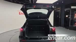 Mercedes-Benz GLA-Class GLA250 4MATIC 2025 года из Южной Кореи