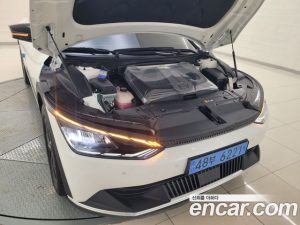 Kia EV6 Long Range 2024 года из Южной Кореи