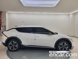 Kia EV6 Long Range 2024 года из Южной Кореи
