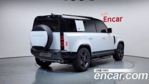Land Rover Defender 110 P300 X- SE 2024 года из Южной Кореи