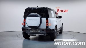 Land Rover Defender 110 P300 X- SE 2024 года из Южной Кореи