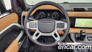 Land Rover Defender 110 P300 X- SE 2024 года из Южной Кореи