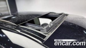 Land Rover Defender 110 P300 X- SE 2024 года из Южной Кореи