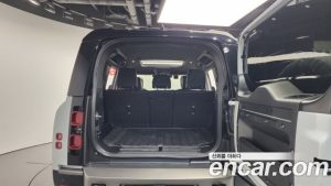 Land Rover Defender 110 P300 X- SE 2024 года из Южной Кореи