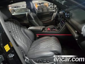 Genesis GV80 2.5T Бензин AWD 2025 года из Южной Кореи