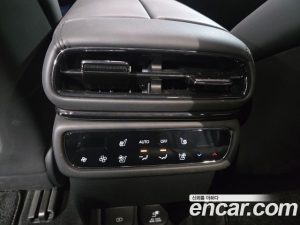 Genesis GV80 2.5T Бензин AWD 2025 года из Южной Кореи