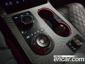 Genesis GV80 2.5T Бензин AWD 2025 года из Южной Кореи