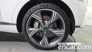 Genesis GV80 2.5T Бензин AWD 2024 года из Южной Кореи