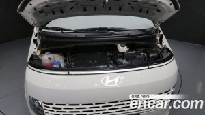 Hyundai Staria L3.5 Wagon 5 2025 года из Южной Кореи