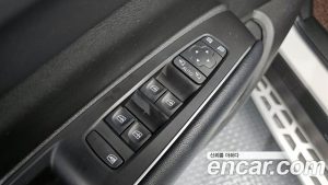 Renault-KoreaSamsung QM6 2.0 LPe LE Signature 2WD 2023 года из Южной Кореи