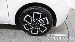 Kia RAY Signature 2025 года из Южной Кореи