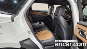 Land Rover Range Rover Velar 3.0 P400 Dynamic HSE 2025 года из Южной Кореи
