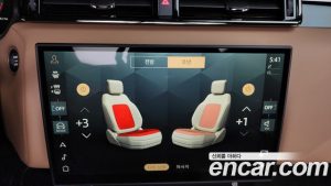 Land Rover Range Rover Velar 3.0 P400 Dynamic HSE 2025 года из Южной Кореи