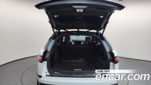 Land Rover Range Rover Velar 3.0 P400 Dynamic HSE 2025 года из Южной Кореи