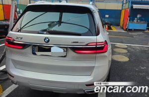 BMW X7 xDrive 40i Design Pure Excellence 7-Seater 2023 года из Южной Кореи