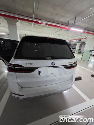 BMW X7 xDrive 40i Design Pure Excellence 7-Seater 2023 года из Южной Кореи