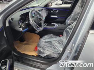 Mercedes-Benz E-Class E220d 4MATIC Exclusive 2025 года из Южной Кореи