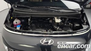 Hyundai Staria L3.5 Tourer 11-Seater 2024 года из Южной Кореи