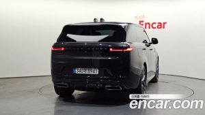 Land Rover Range Rover Sport P550E Dynamic HSE 2024 года из Южной Кореи