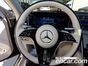 Mercedes-Benz S-Class S580L 4MATIC 2023 года из Южной Кореи
