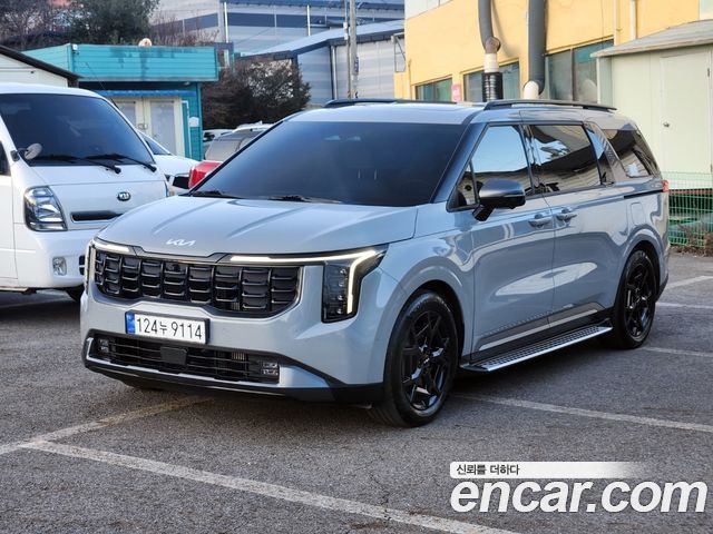 Kia Canival 9-Seater Gravity 2024 года из Кореи