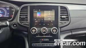 Renault-KoreaSamsung SM6 2.0 LPe LE 2022 года из Южной Кореи