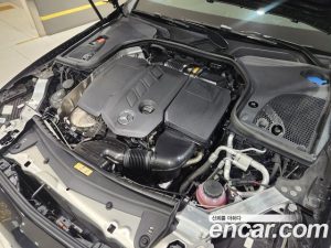 Mercedes-Benz E-Class E220d 4MATIC AMG Line 2023 года из Южной Кореи