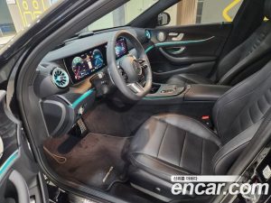 Mercedes-Benz E-Class E220d 4MATIC AMG Line 2023 года из Южной Кореи